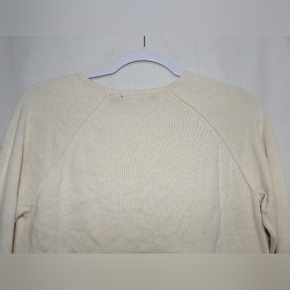 Jean Pierre Small Womens Pullover - Picture 9 of 9